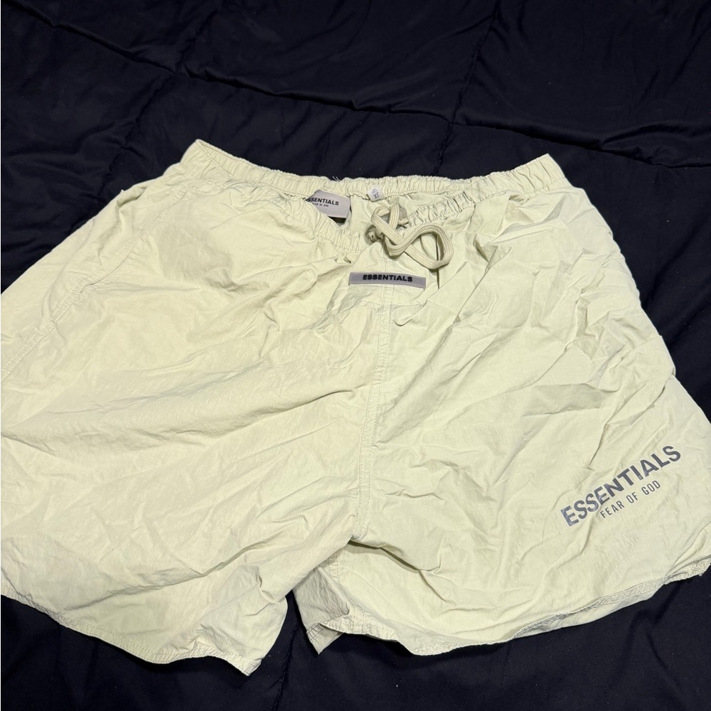 Men's Cream Shorts
